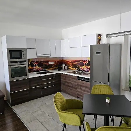 Apartament Port Royal *